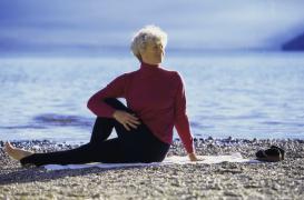 Le yoga soulage les douleurs de l'arthrite