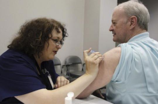 Grippe : l'efficacité du vaccin pour les seniors confirmée