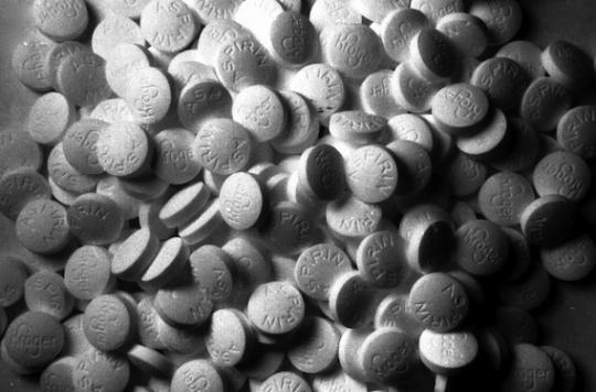 Aspirine : une prise régulière diminue le risque de cancer colorectal 