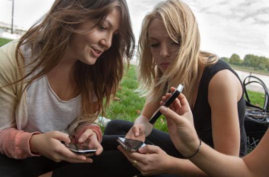 Près d'un collégien sur cinq envoie des SMS à caractère sexuel