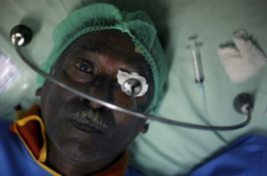Cataracte : des Français ont conçu un kit chirurgical pour 25 euros  