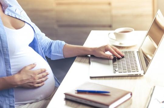 Les femmes enceintes s’exposent davantage aux accidents du travail pour échapper aux stéréotypes