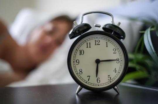 How does sleep affect Azheimer's disease?