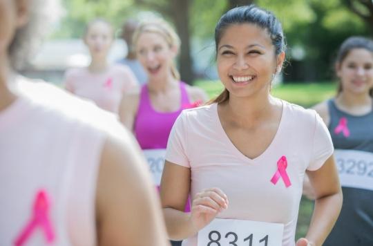 Bouger plus, s’asseoir moins : une clé pour réduire le risque de cancer de sein