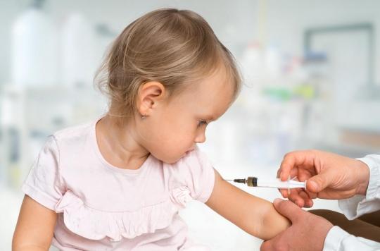 Enfants non-vaccinés : quelle politique les pédiatres doivent-ils adopter? 