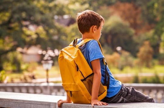 Pourquoi les enfants autistes doivent être soutenus pour faire face aux difficultés en milieu scolaire