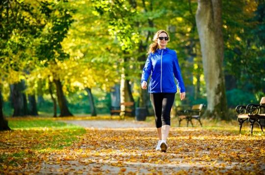 Walking: wearing a pedometer can increase the number of steps per day
