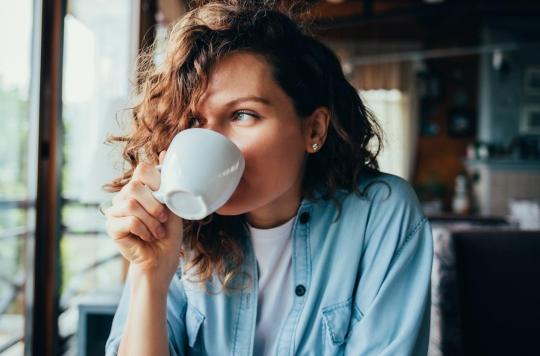 Buvons-nous du café pour lutter contre la fatigue ou par habitude ? 