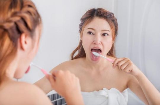 Hygiène : pourquoi se brosser la langue peut être dangereux pour la santé ?