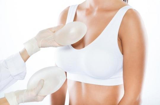 Silicone breast prostheses increase the risk of autoimmune diseases