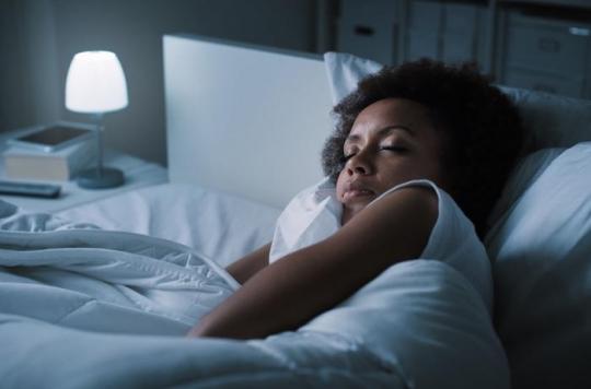 Dormir moins de 6 heures par nuit est mauvais pour le cœur