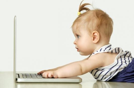 Les bébés américains passent plus de 3 heures par jour devant les écrans