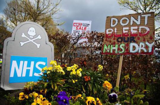 Crise du NHS : les patients victimes du système de santé anglais