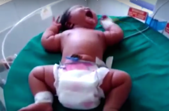 Record : naissance en Inde d'un bébé de 6,8 kg 