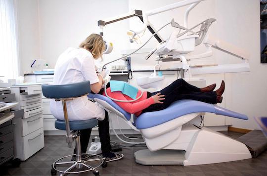 Dentistes : trop chers pour 40 % des Français
