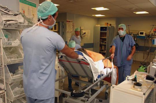 Les anesthésistes au bord de la crise de nerfs 