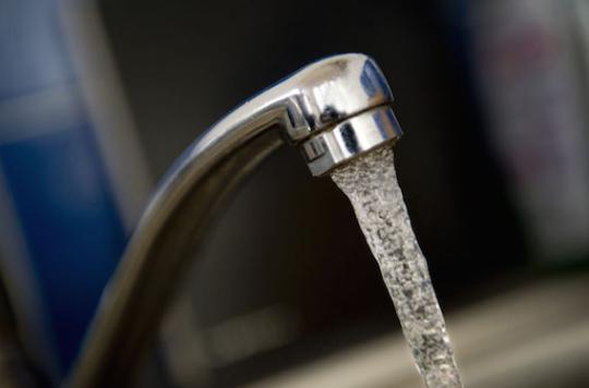 Accès à l’eau : réduire le débit pour factures impayées est illégal