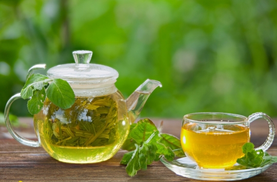 Obésité et surpoids : le thé vert pourrait vous aider