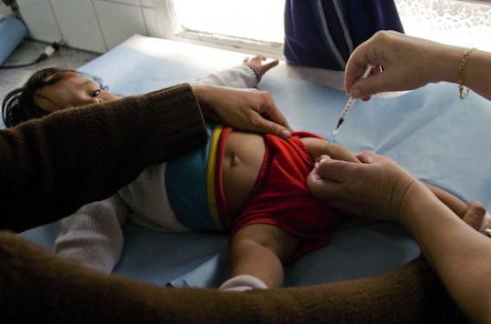 Vaccination : comment convaincre les anti-vaccins
