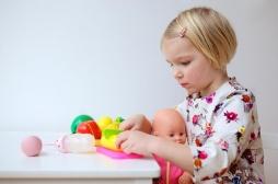 Perturbateurs endocriniens : les phtalates polluent nos enfants