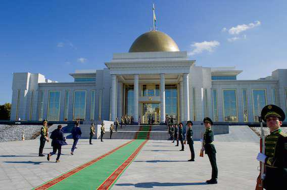 Tabac : le Turkménistan interdit totalement sa vente