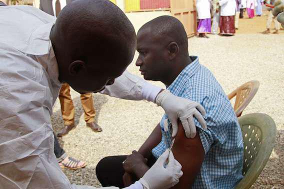 Ebola : 300 volontaires recherchés pour tester un vaccin