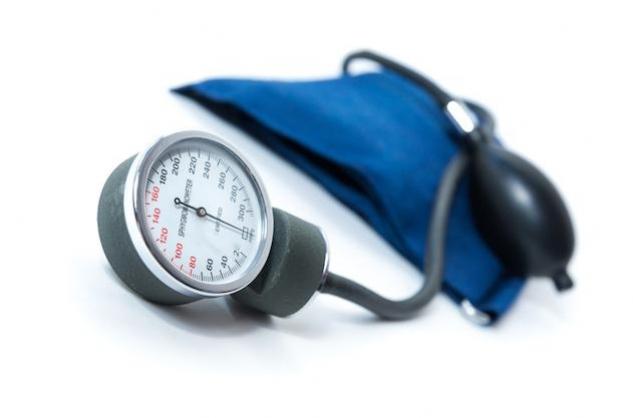 Hypertension artérielle: une maladie silencieuse à risque pour le ...
