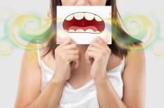 Mauvaise haleine : il faut améliorer l’hygiène bucco-dentaire
